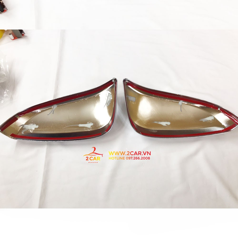 Ốp gương chiếu hậu Toyota Innova 2016 - 2019 mạ crom cao cấp