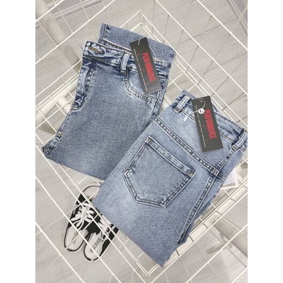 Quần Jeans bò loe xanh nhạt may gấu mới