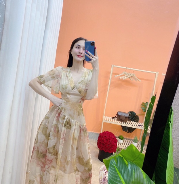 Váy hoa cánh tiên
