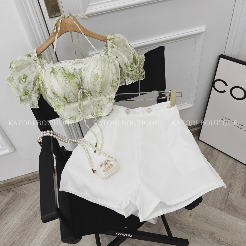Set Crop Hoa Cúp Ngực Dây Yếm + Short