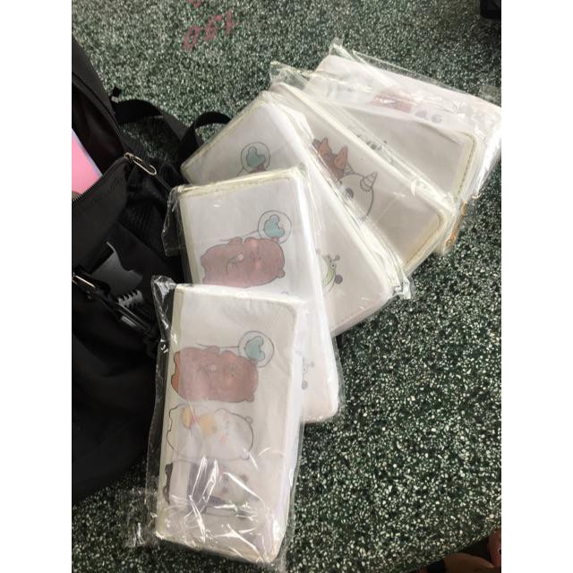 Bóp Ví Dài Cầm Tay Nữ Họa Tiết Hoạt Hình Gấu Ú Siêu Dễ Thương ! _ Link 10 | BigBuy360 - bigbuy360.vn