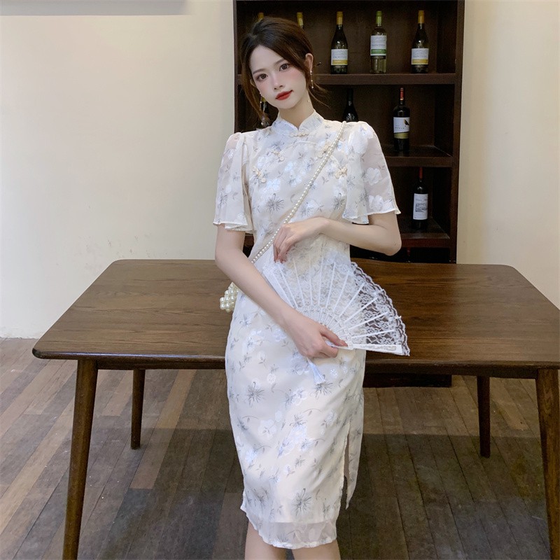 Sườn Xám 2 Lớp Xẻ Tà Phong Cách Trung Cổ Nhẹ Nhàng