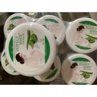 Kem kích trắng body Perfect White Total Effects