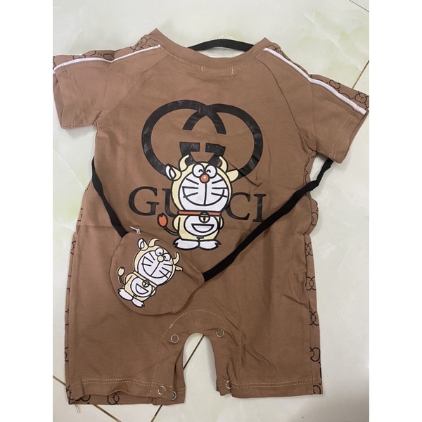 Bộ liền thân cộc tay, body kèm túi đeo chéo cho bé hoạ tiết doremon