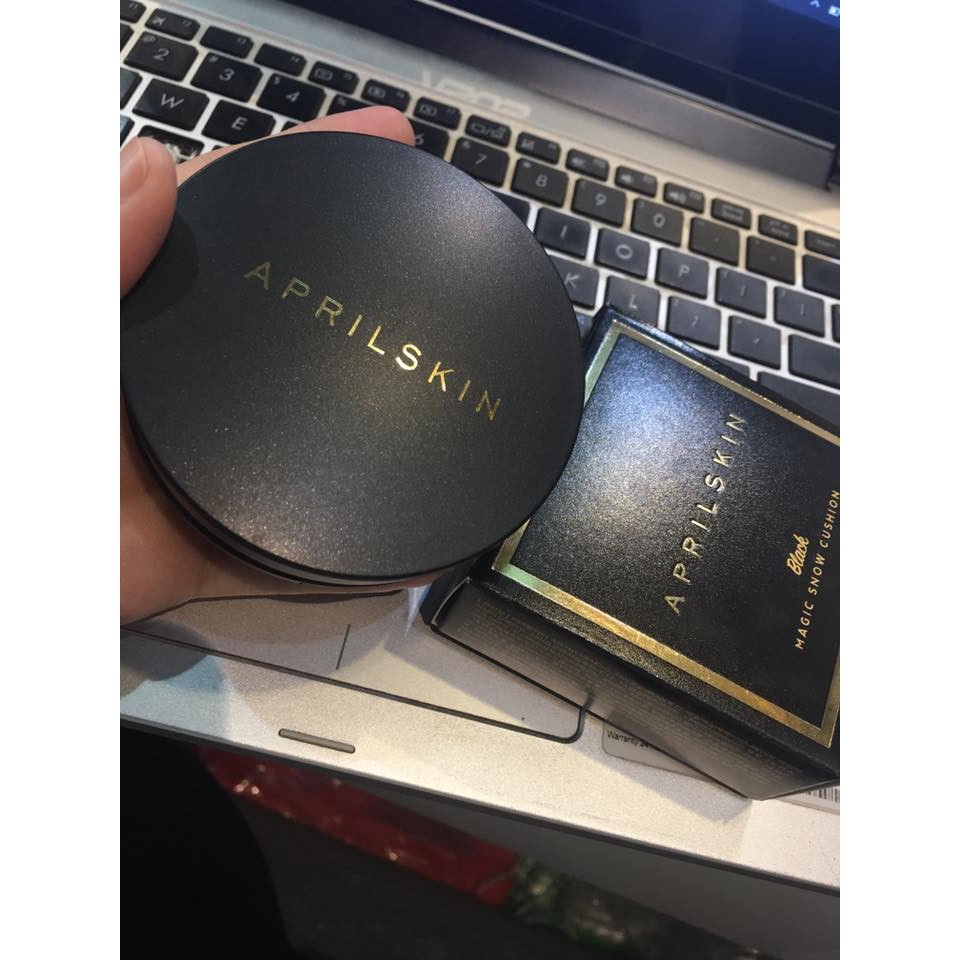 PHẤN NƯỚC SKIN ĐEN