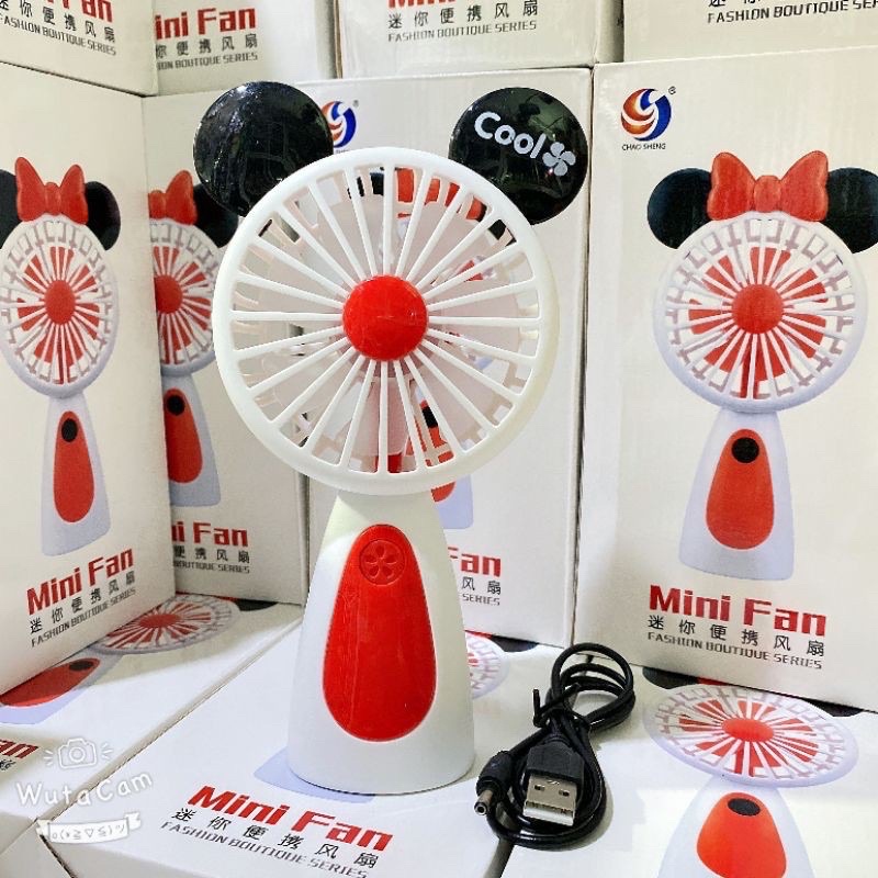Quạt mini kitty cầm tay siêu đáng yêu có đèn