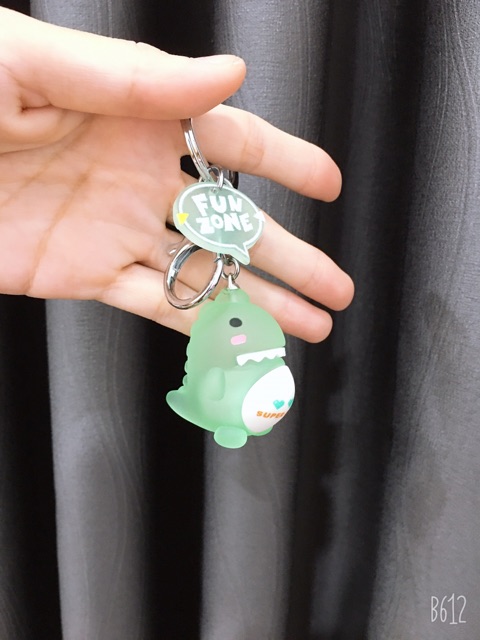 Móc khoá khủng Long phát sáng