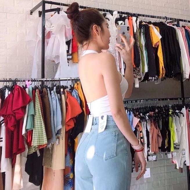Áo Croptop Cổ Yếm Choàng Cổ Chất Borip From Dưới 52Kg Cực Xinh
