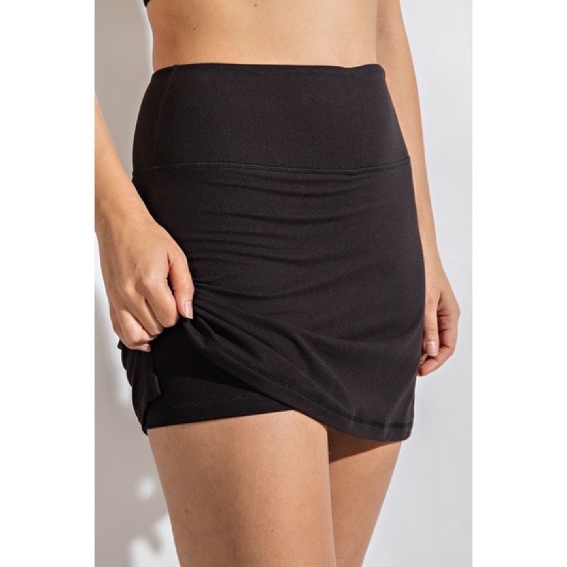 Thanh lý chân váy quần màu đỏ mận  - size L