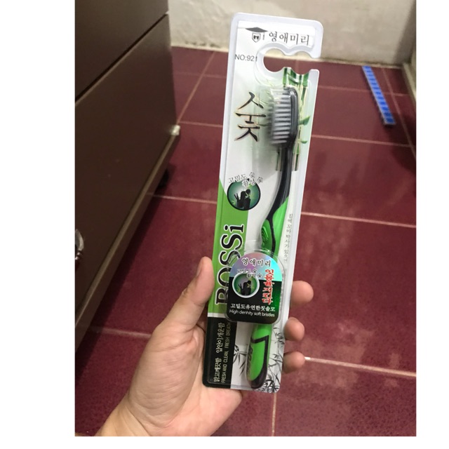 Bàn chải đánh răng Hàn Quốc
