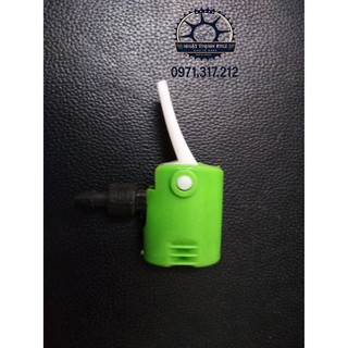 Đầu bơm xe đạp xe máy chọn màu
