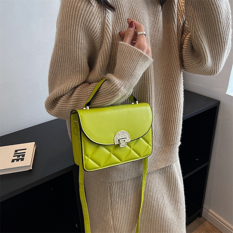 IELGY Túi Đeo Chéo Có Khóa Hình Thoi Thời Trang Cho Nữ