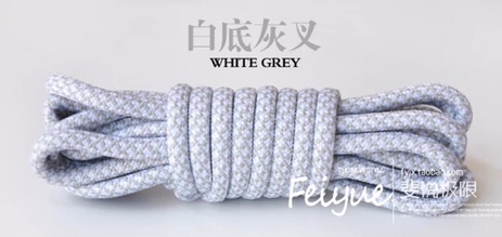 DÂY GIÀY YEEZY