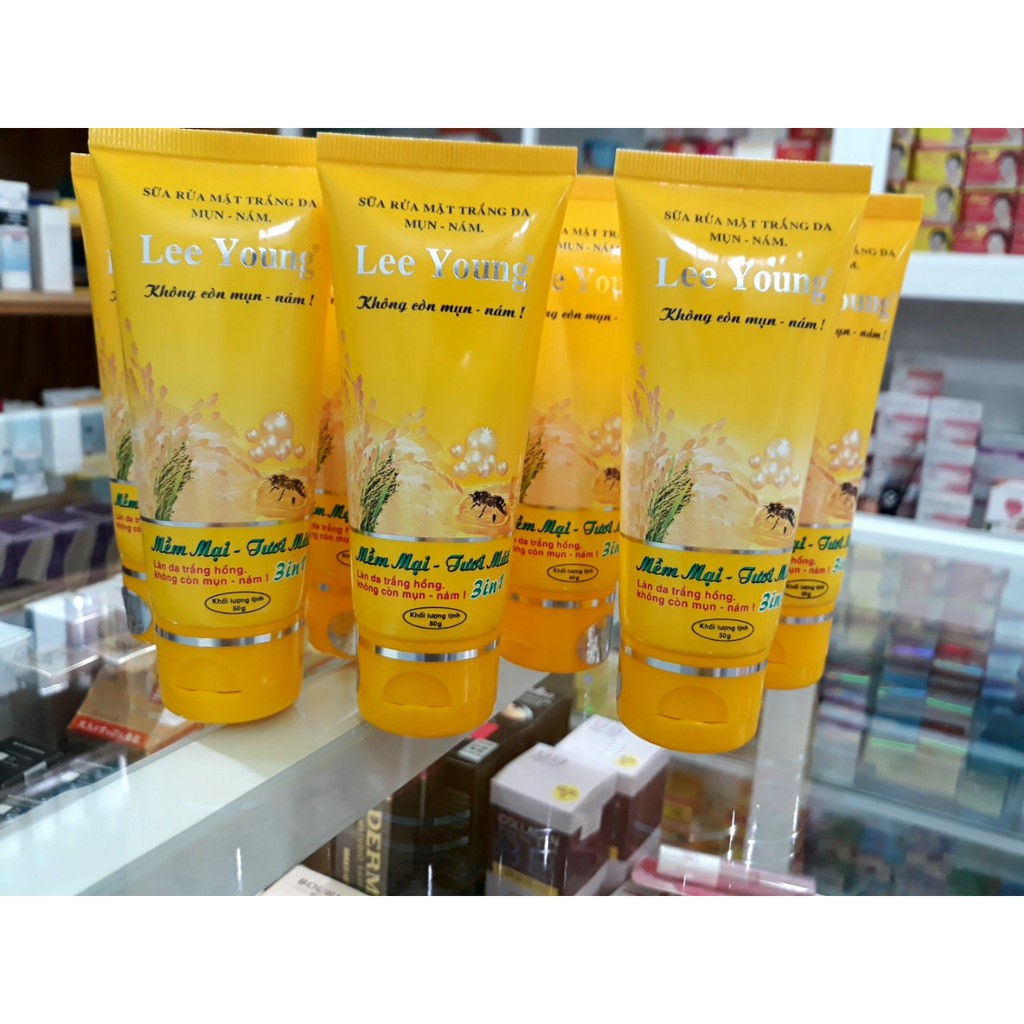 Sữa rửa mặt Lee Young " 50ml"