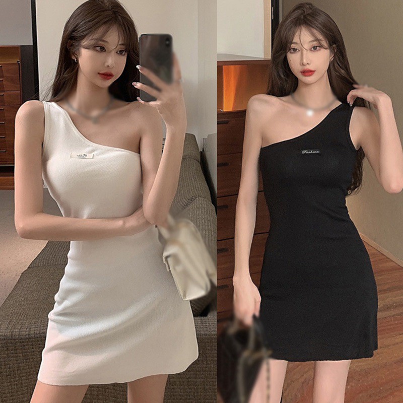 Đầm Sát Nách Thiết Kế Độc Đáo Cho Phái Nữ