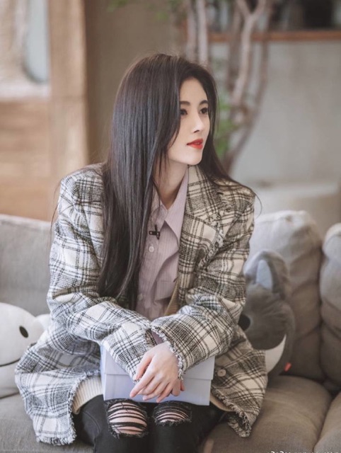 Áo khoác blazer Cúc Tịnh Y