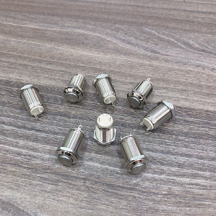 Công tắc  kim loại 12mm nhấn nhả, nhấn khoá 12V 24V chân hàn chống nước ô tô
