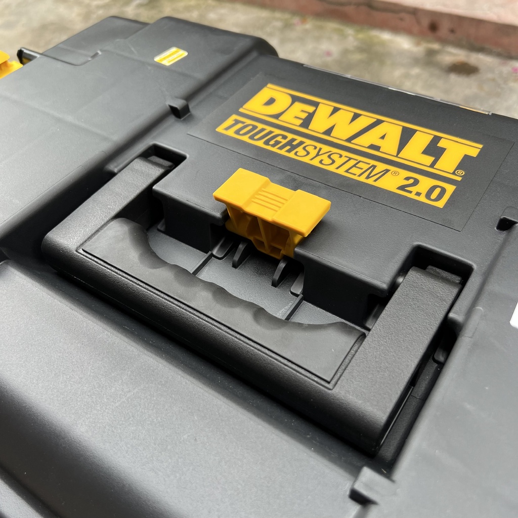 Thùng đồ nghề nhựa 55.5x37.5x41.5cm TOUGHSYSTEM 2.0 DEWALT DWST83342-1 | DCSG