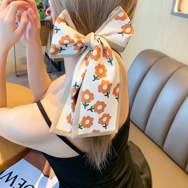 Khăn lụa buộc tóc nữ đẹp sang trọng phong cách Hàn Quốc