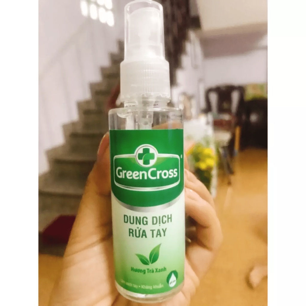 Xịt rửa tay diệt khuẩn GreenCross Hương Trà Xanh (Xanh lá) 70ml