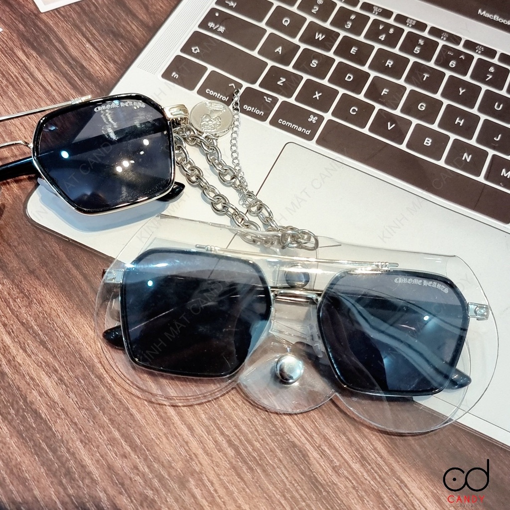 Bao đựng kính cao cấp có dây xích