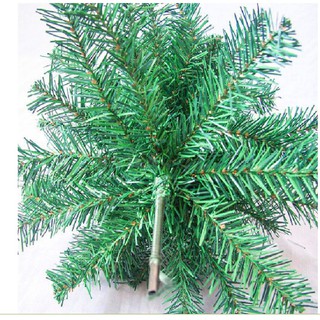 Cây thông noel màu xanh (chưa gồm set phụ kiện trang trí)