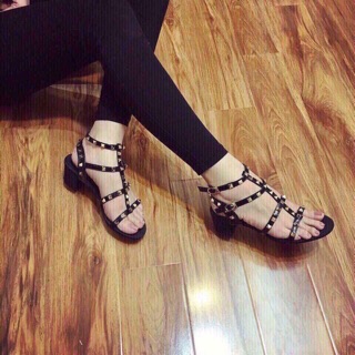 Sandal cao gót đinh tán đế 5cm