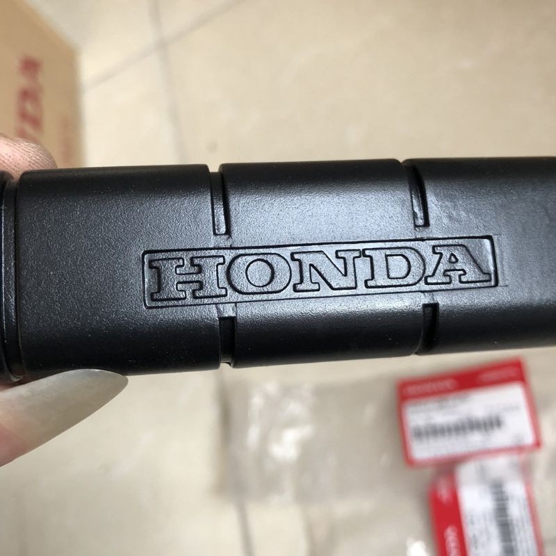 Cao su tay xách sau xe dream hàng chính hãng honda