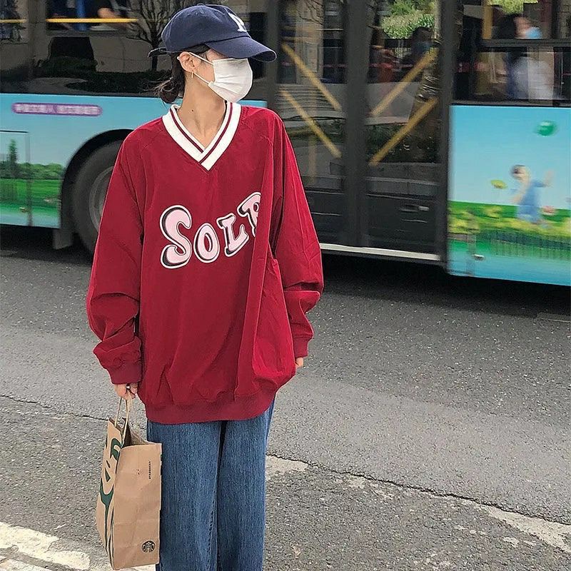 Áo sweater viền cổ chữ V 🏈