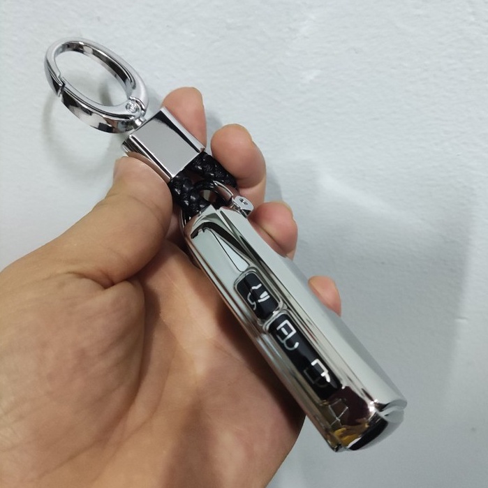Ốp chìa khóa xe Mazda 3 2020 2021.2022.. mẫu tráng gương + kèm móc treo tiện lợi