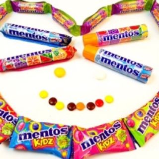 3 gói kẹo Mentos