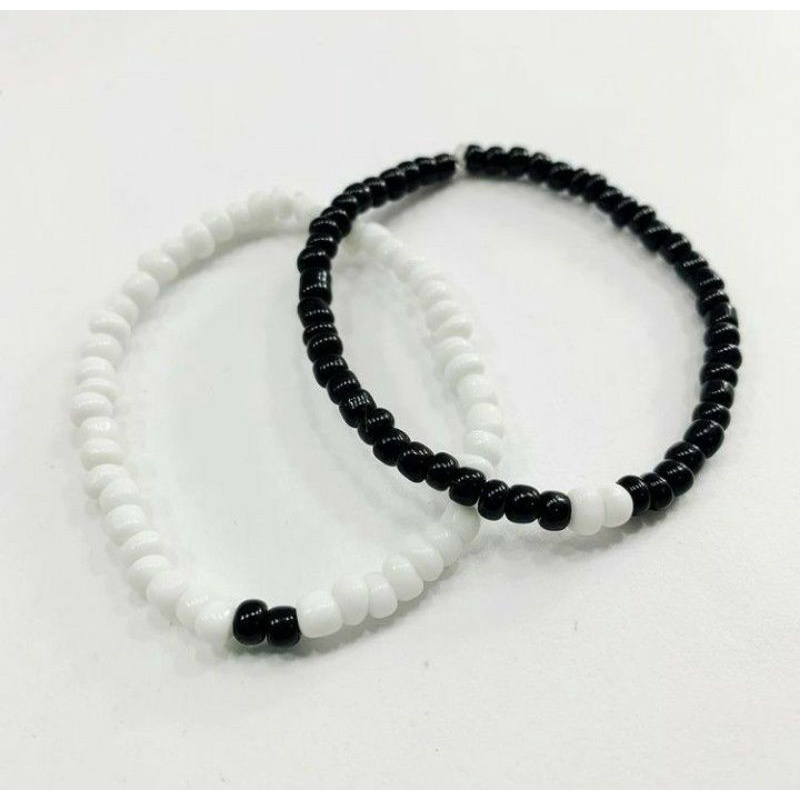 Vòng tay hạt cườm đen trắng basic nam nữ dễ mix đồ