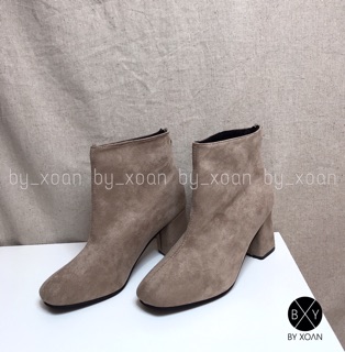 Boots Mũi Vuông Da Lộn Gót Trụ