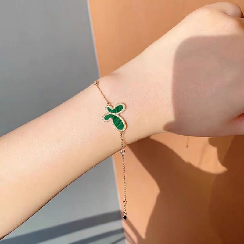 Lắc tay titan nữ không gỉ không phai màu mặt hình bướm xanh xinh xắn dễ thương mẫu mới nhất 2022