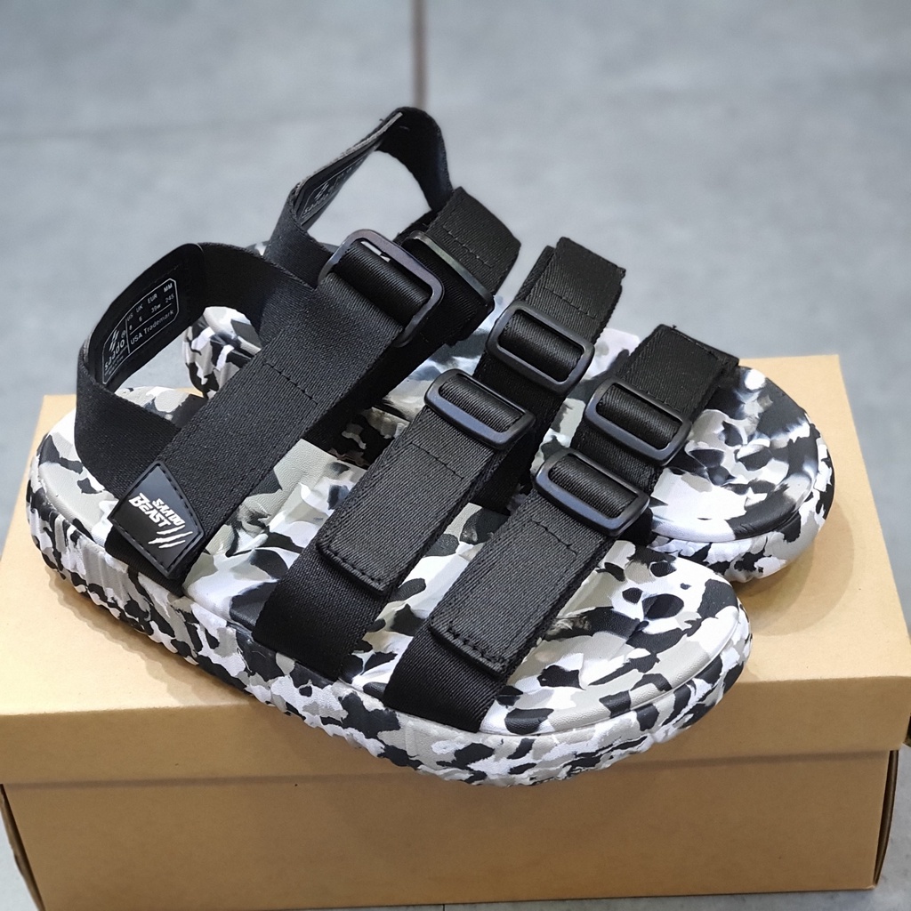 Sandal Saado chính hãng 3 quai BEAST BE05 màu đen Inky Camo đế yezi, Dép quai hậu đế cao rằn ri, quai thắt