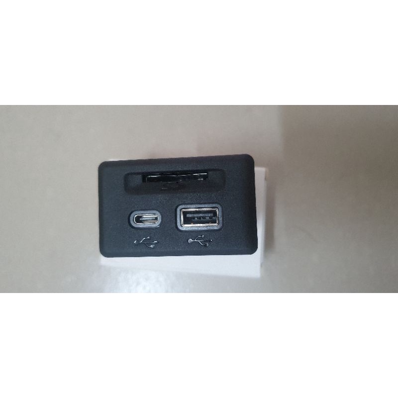 Cổng USB vinfast fadil
