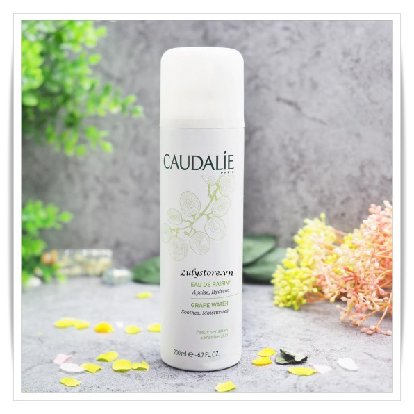 Xịt khoáng dưỡng ẩm Caudalie Grape Water