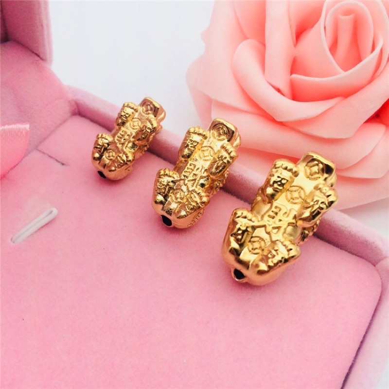 Charm Tỳ Hưu màu vàng - KL150