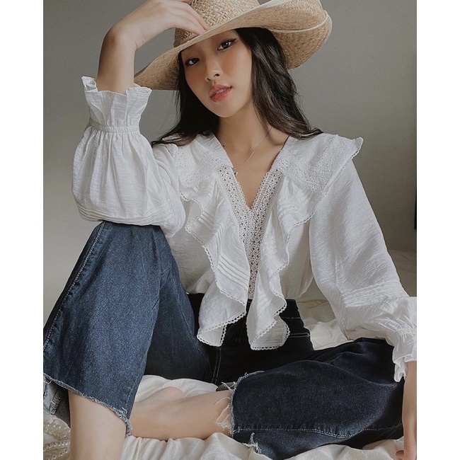 Áo đũi bèo ren Jasmine Blouse