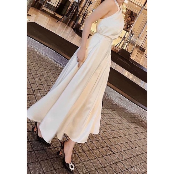 Sét áo cổ yếm kèm chân váy midi TK