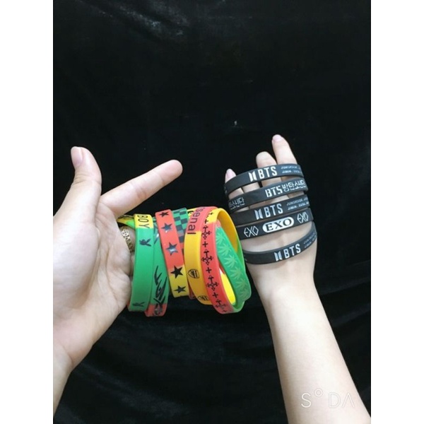 VÒNG TAY CAO SU BTS NHIỀU MÀU