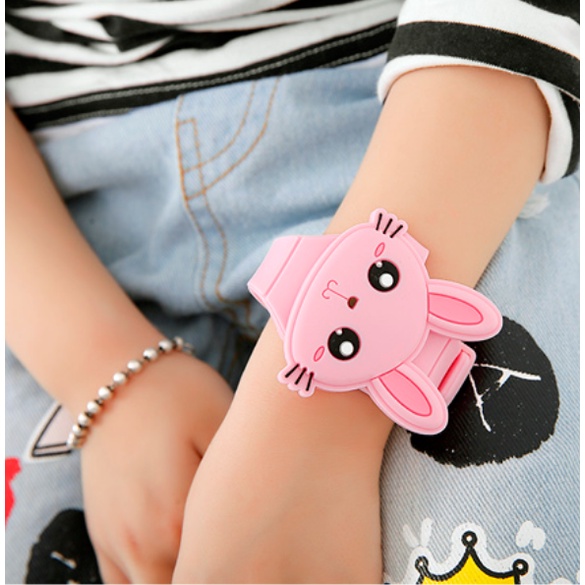 ĐỒNG HỒ TRẺ EM ĐÈN THỎ ĐÁNG YÊU LED ĐỘC LẠ