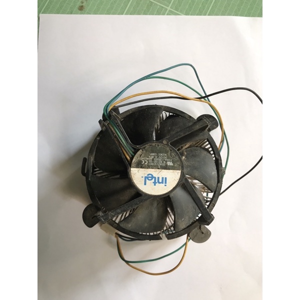Quạt giải nhiệt cpu cũ | BigBuy360 - bigbuy360.vn