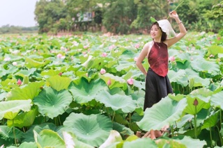 Yếm đào nữ