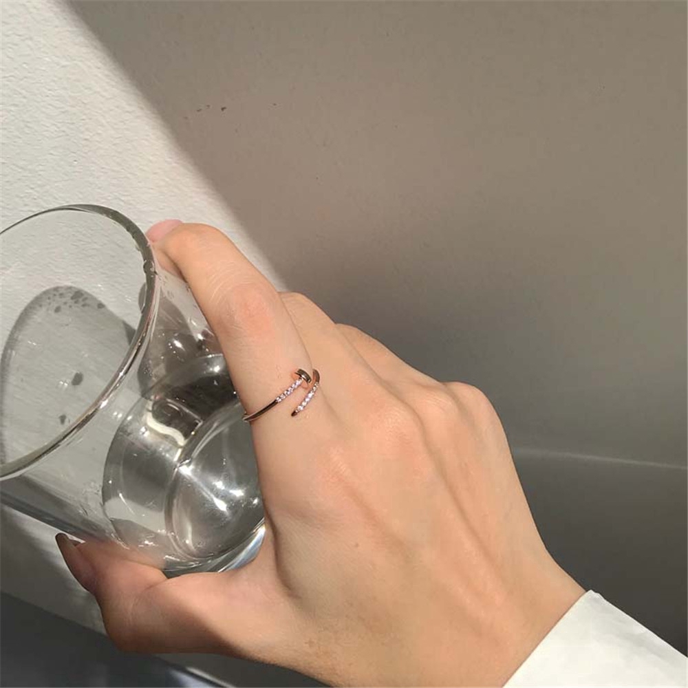 Nhẫn Hình Móng Vuốt Đính Đá Thời Trang Cá Tính