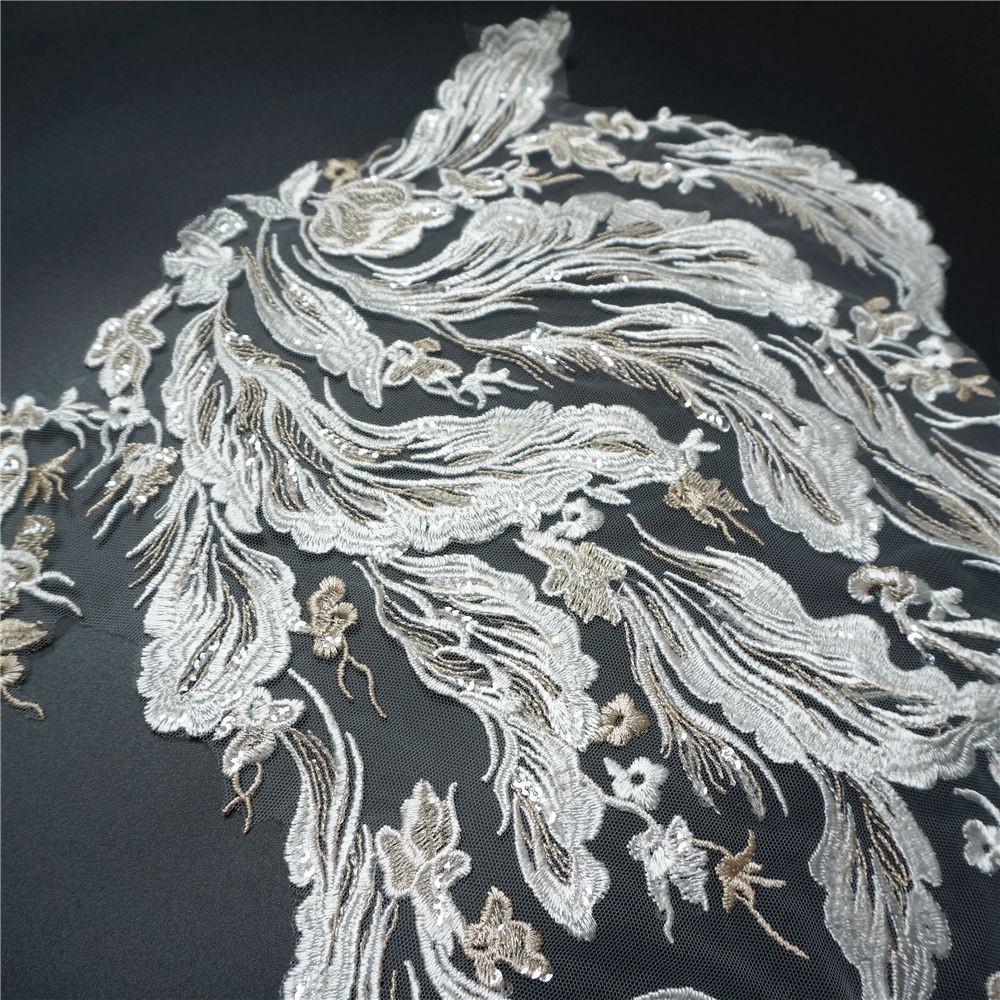 Vải Ren Thêu Hoa Đính Kim Sa Cỡ Lớn Màu Sâm Panh Dùng May Váy Cưới diy