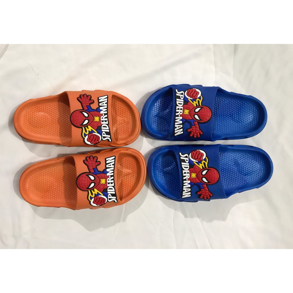 Dép siêu nhân trẻ em