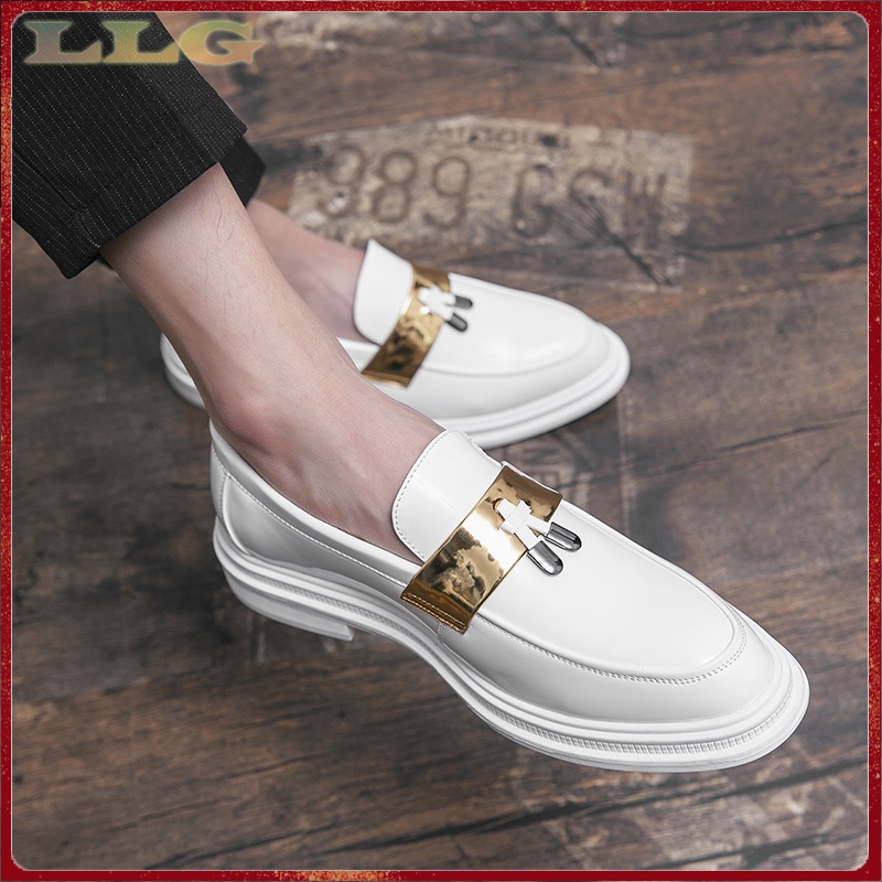 Giày Da Bóng Mũi Nhọn Đế Mềm Phong Cách Retro Anh Quốc Cho Nam