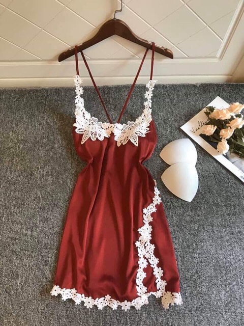 Đầm ngủ lụa phối ren hoa - Váy ngủ lụa cao cấp | BigBuy360 - bigbuy360.vn