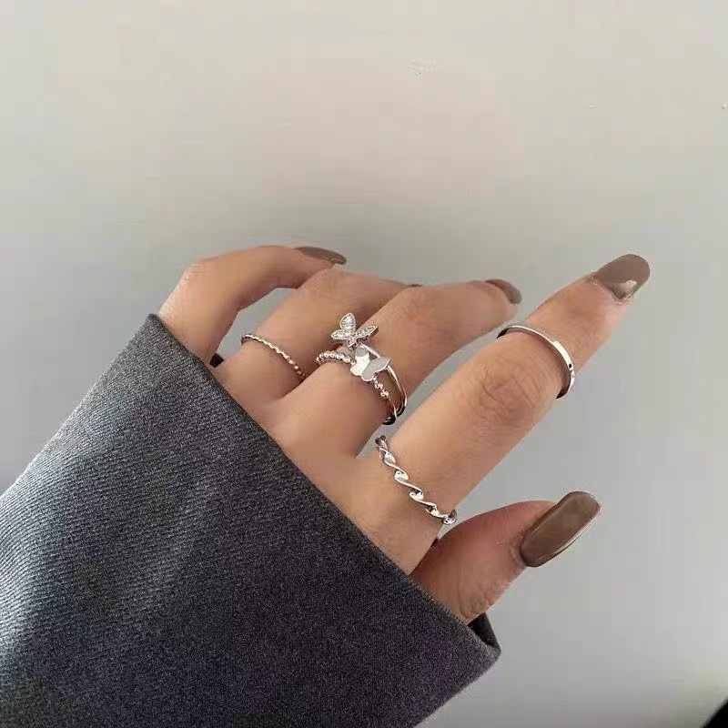 set nhẫn 4 chiếc hình hồ điệp phong cách tiểu thư sang dễ thương